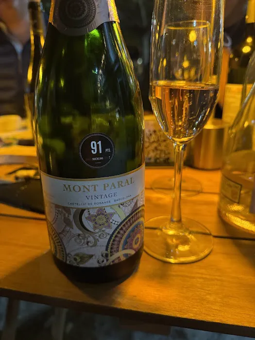 Addictive Wine and Tapas Picture 9