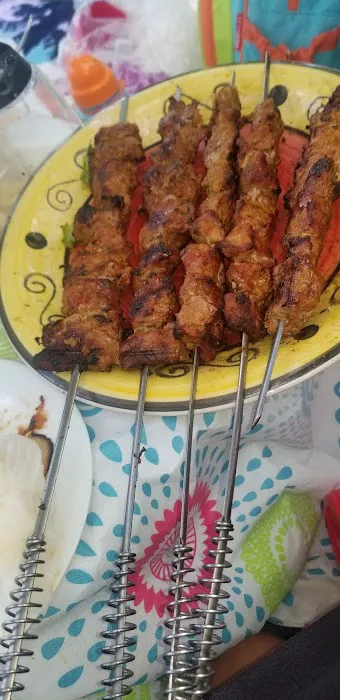 Nour's Halal 2 Go Picture 6