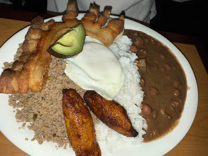 La Pequeña Colombia Picture 4