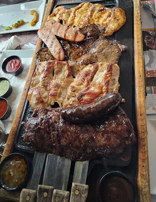 Raices Colombianas restaurant Picture 2