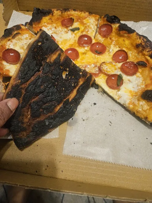 Starrlight Pizza Picture 1