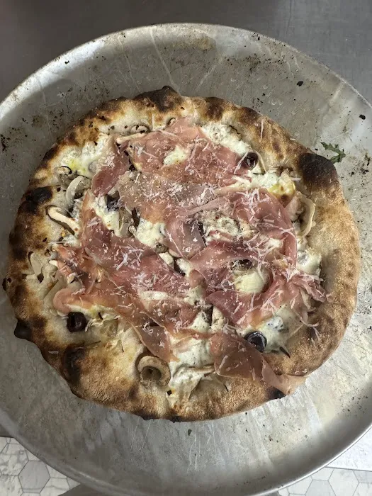Starrlight Pizza Picture 6