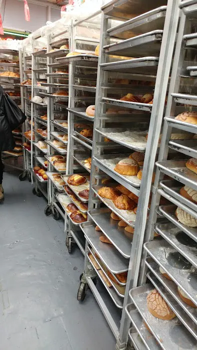 Gaby's Bakery Picture 6