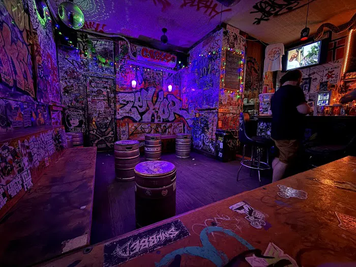 101 Wilson Bar Picture 5
