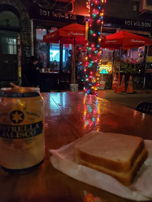 101 Wilson Bar Picture 9