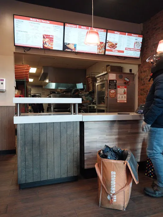 Pizza Hut Picture 3