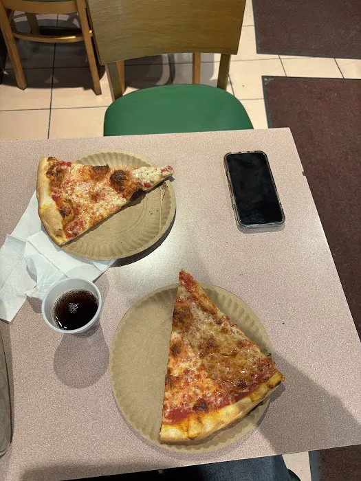 Milly's Pizzeria Picture 10