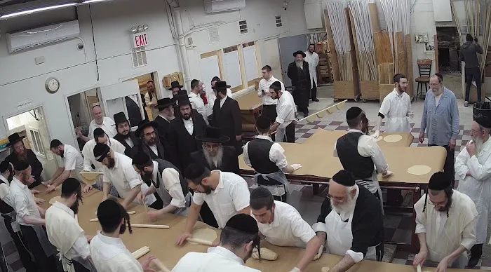 Satmar Matzah Bakery Picture 3