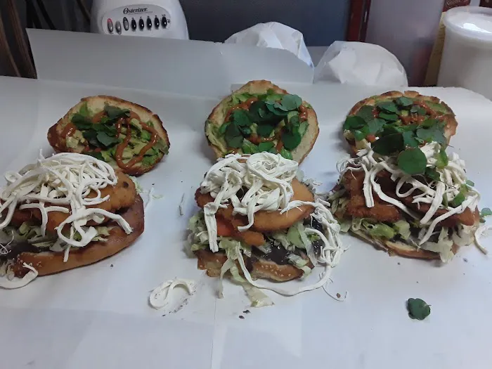 El Burro Mexican Grill Picture 7