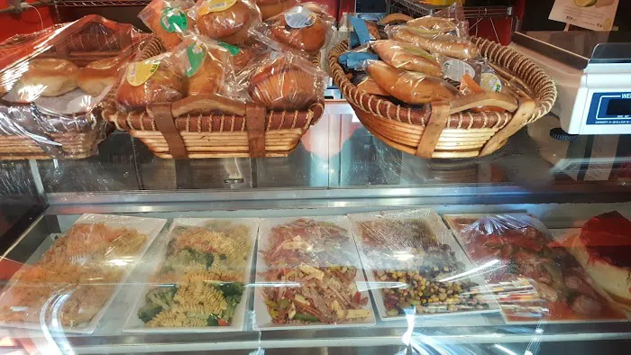 Big Belly Deli Picture 6