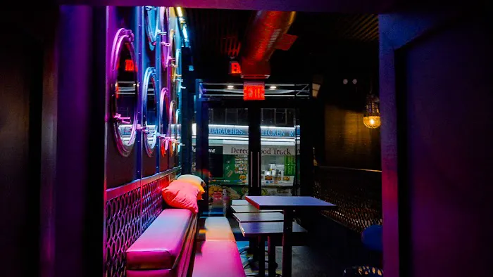 Dive Bar BK Picture 8