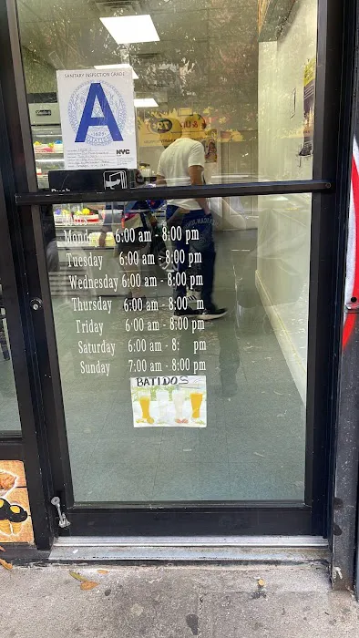 La Exquisita bakery Picture 1