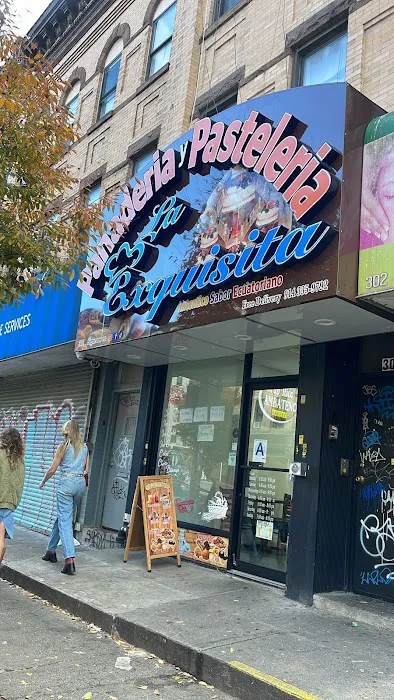 La Exquisita bakery Picture 2