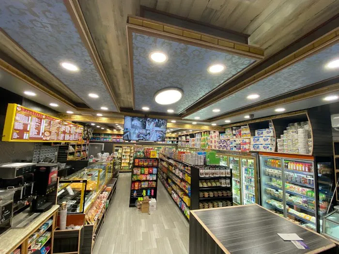 Y&S Deli Picture 1