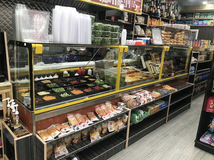 Y&S Deli Picture 5