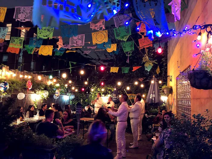 Mesa Azteca Picture 7