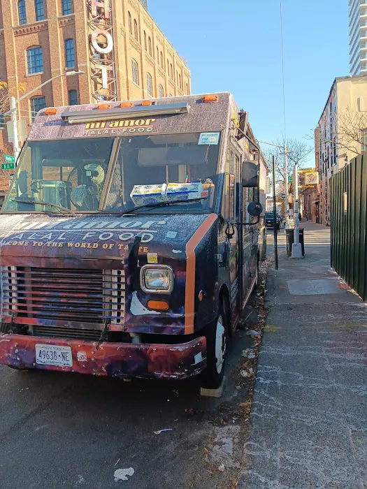 Mi Amor Halal & Mexican Food Truck Picture 5