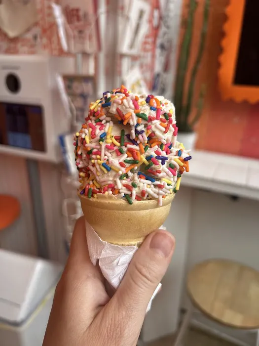 Ollie’s Ice Cream + Stuff Picture 3
