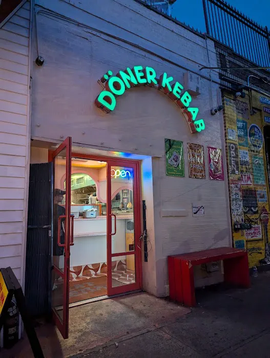 Döner Kebab at Turk's Inn Picture 1
