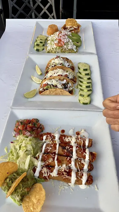 Rico Taco Bistro Picture 9
