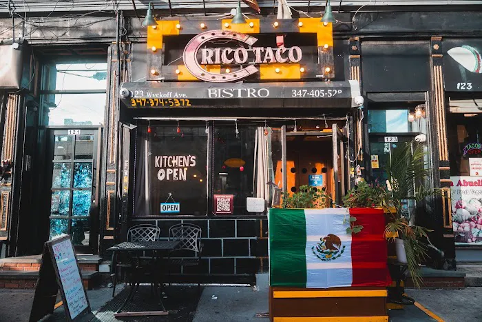 Rico Taco Bistro Picture 5