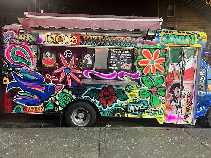 Food Truck El Chapulin Picture 3