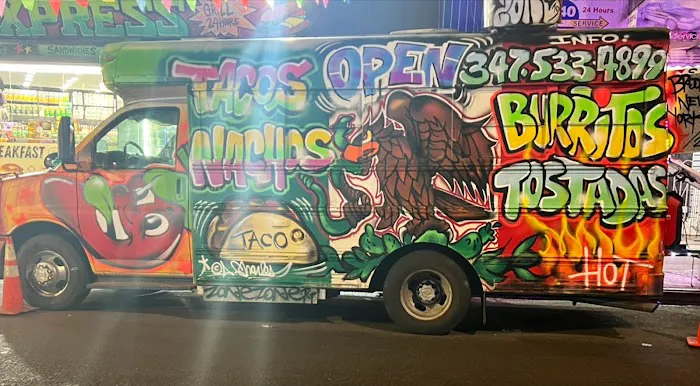Food Truck El Chapulin Picture 2