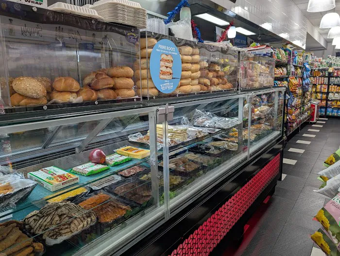 Gourmet Deli Picture 5