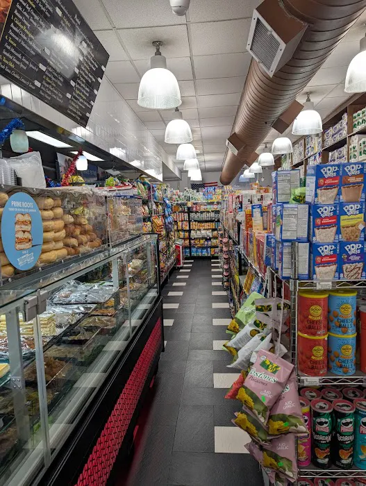Gourmet Deli Picture 6