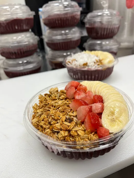 Acai Bar at Hatzlacha Supermarket Picture 2