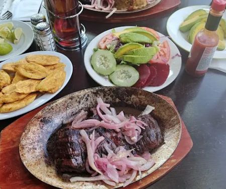 El Conde Bar & Grill