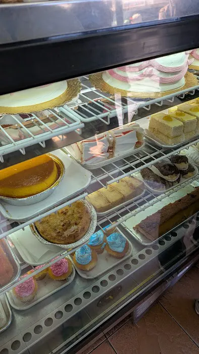 Esmeraldo Bakery Picture 10