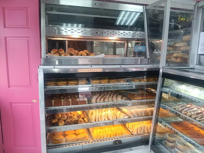 Esmeraldo Bakery Picture 8