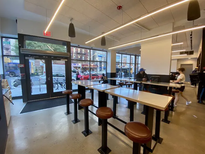 Chipotle Mexican Grill Picture 1