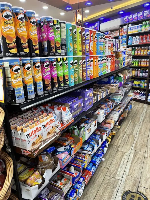 Yummy Happy Deli Picture 7