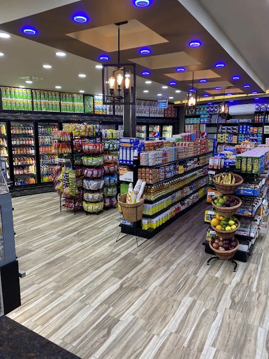 Yummy Happy Deli Picture 1