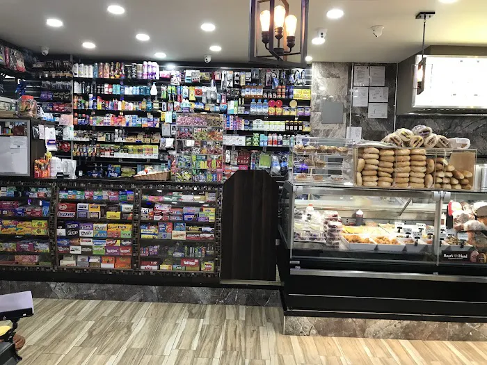 Yummy Happy Deli Picture 10