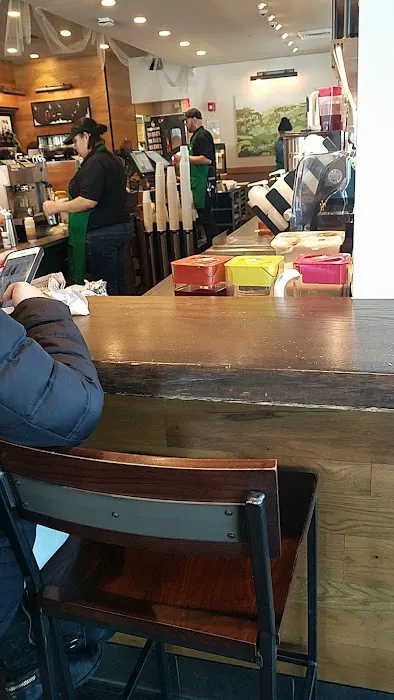 Starbucks Picture 10