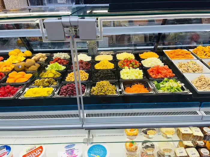 Izzy Hot Food Bar Juice Picture 1