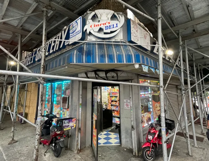 Ciara's Deli Grocery Picture 1