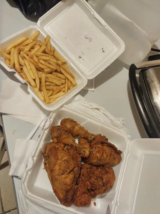 Johnny's Fried Chicken & Comida Hispana Picture 10