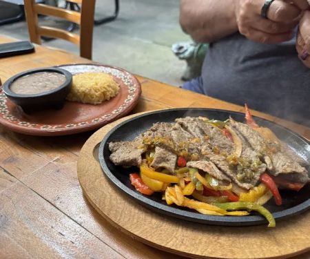 Aminas Cafe