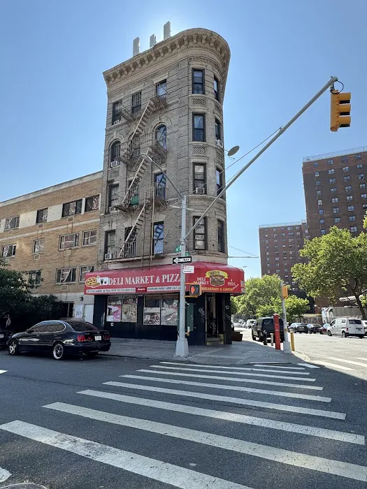 Deli Market & Pizza Picture 3