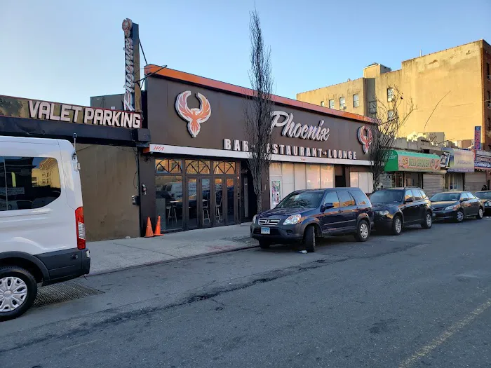 Phoenix Bar & Lounge Picture 4