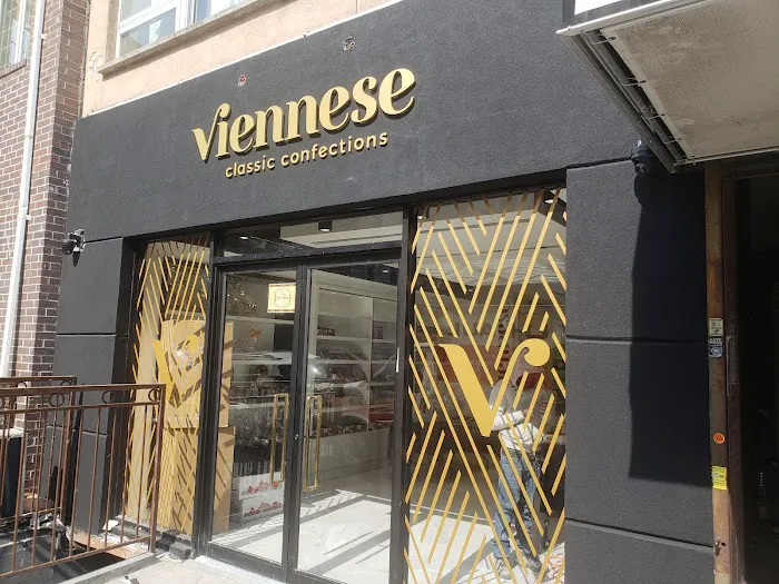 Viennese Classic Confections Picture 8