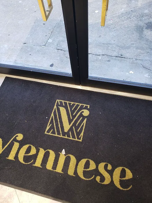 Viennese Classic Confections Picture 9