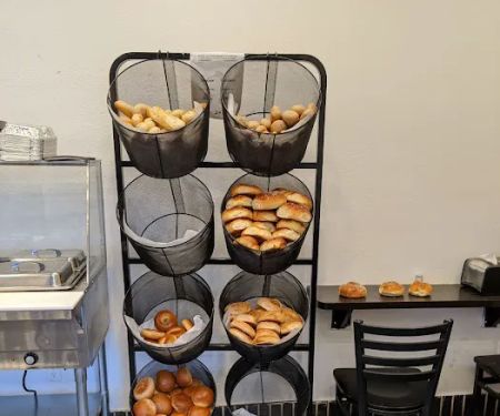 Black & White Kosher Bakery