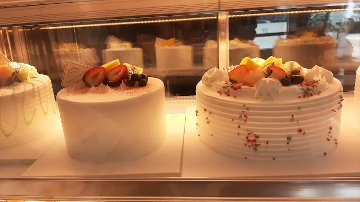 Rainbow Bakery Picture 6