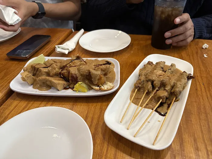 Sumatera Restaurant NYC Picture 5