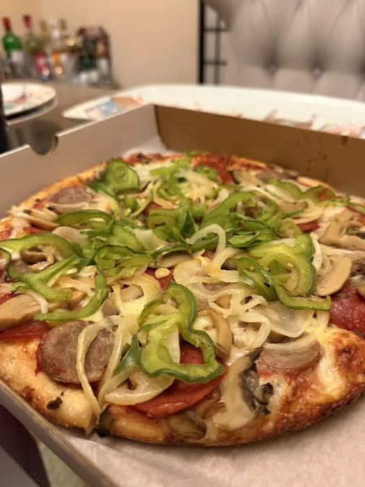 Elmhurst Famous Pizza Picture 6